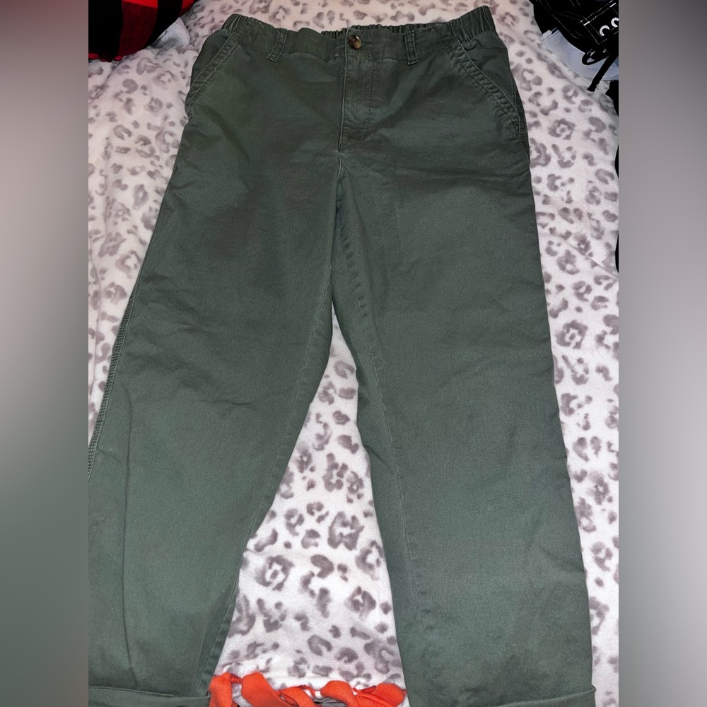 Green old navy woman’s chinos